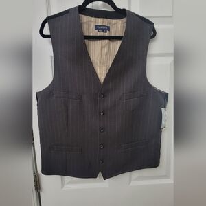 Club Room Charcoal Pinstripe Men's Vest